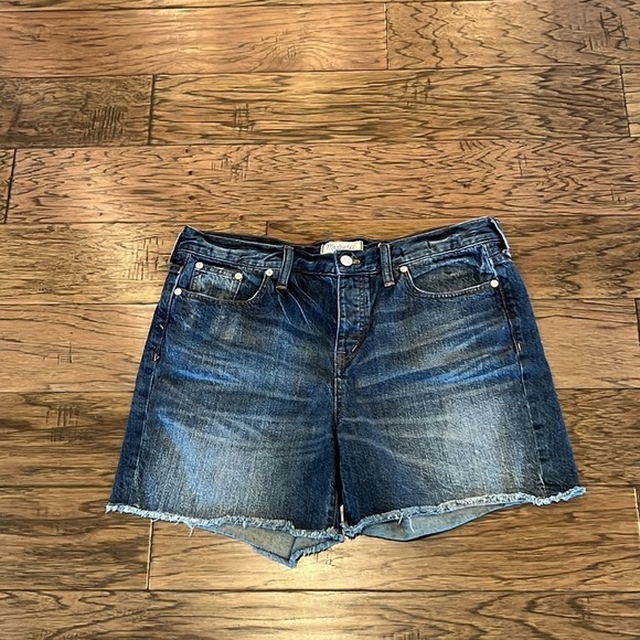 Madewell 5” Inseam High Rise Shorts Size 31 - Picture 1 of 16